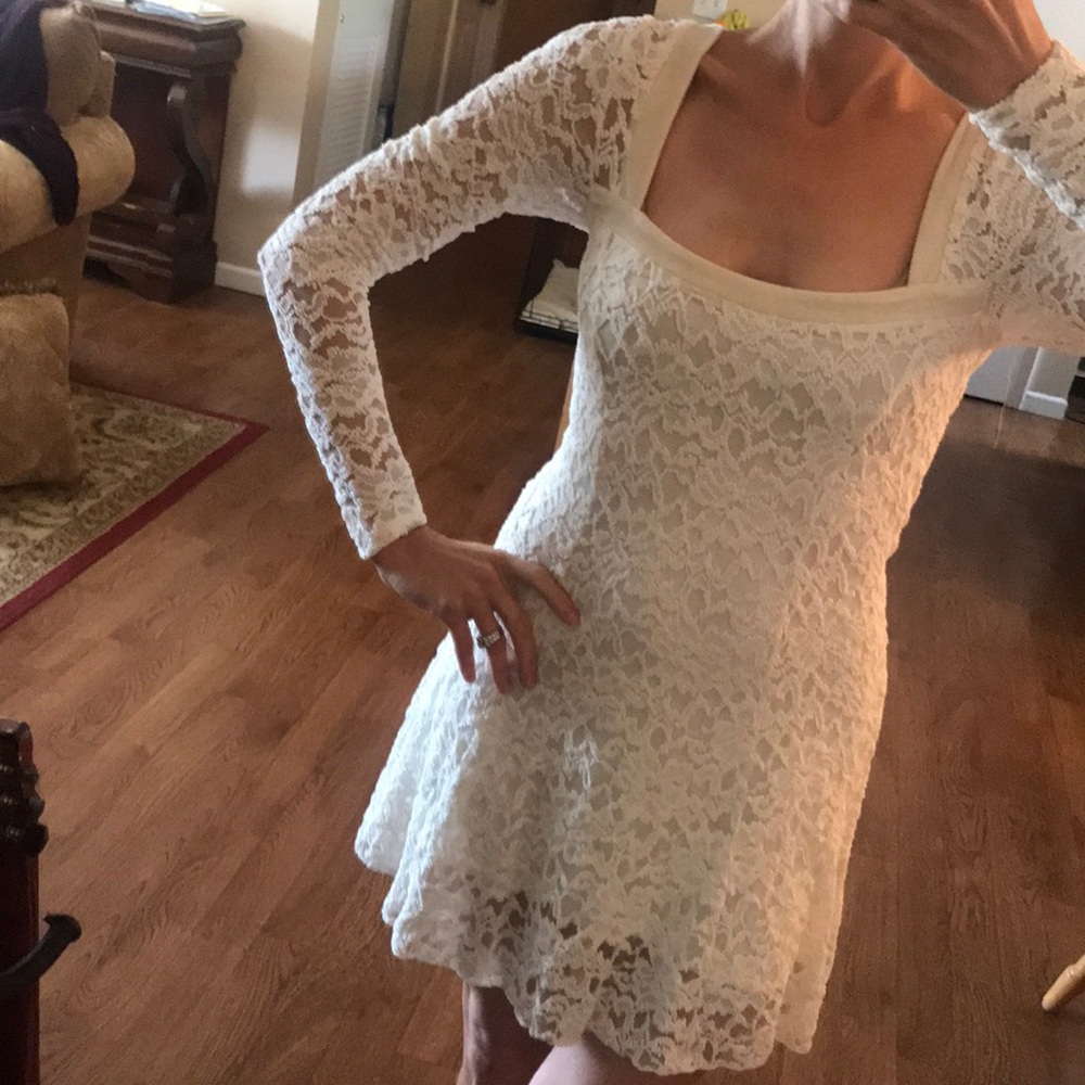 Gorgeous cream lace dress with cream velvet accent
